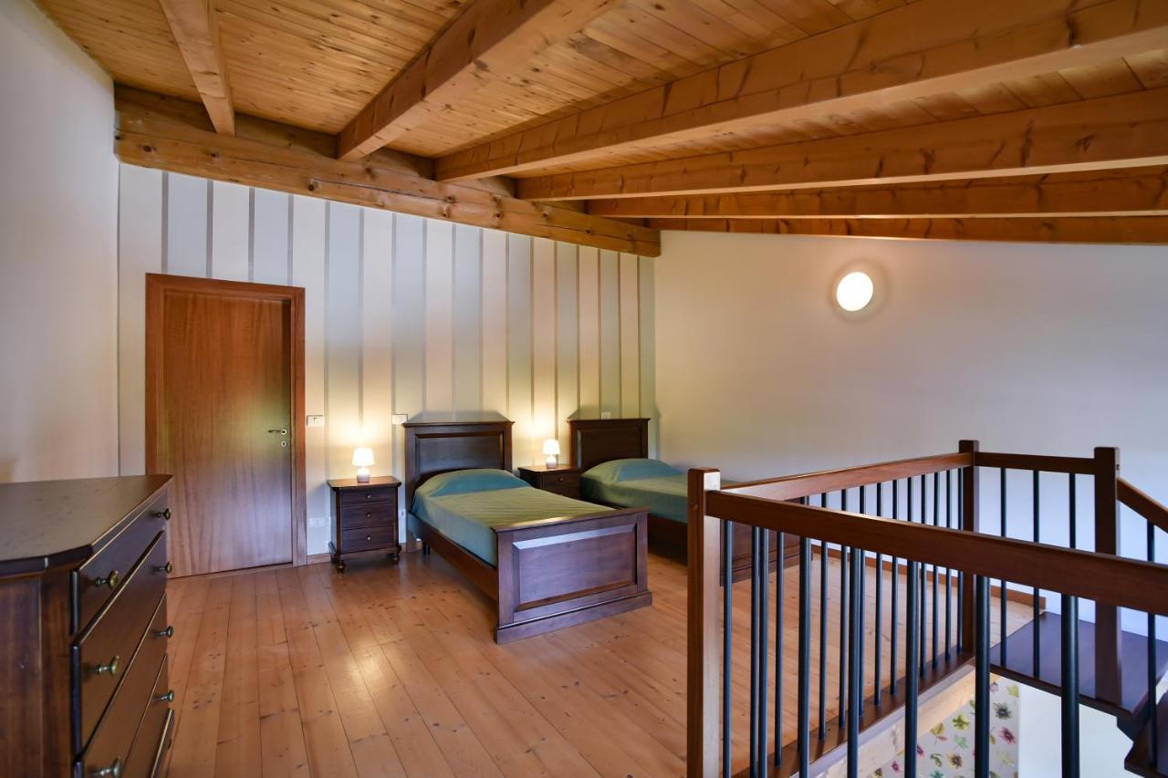 Agriturismo Colombare Teboi Lazise Buitenkant foto