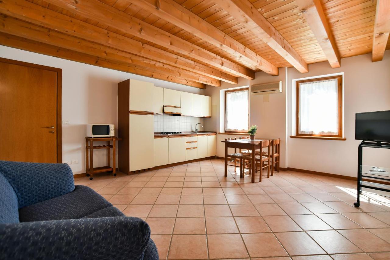 Agriturismo Colombare Teboi Lazise Buitenkant foto