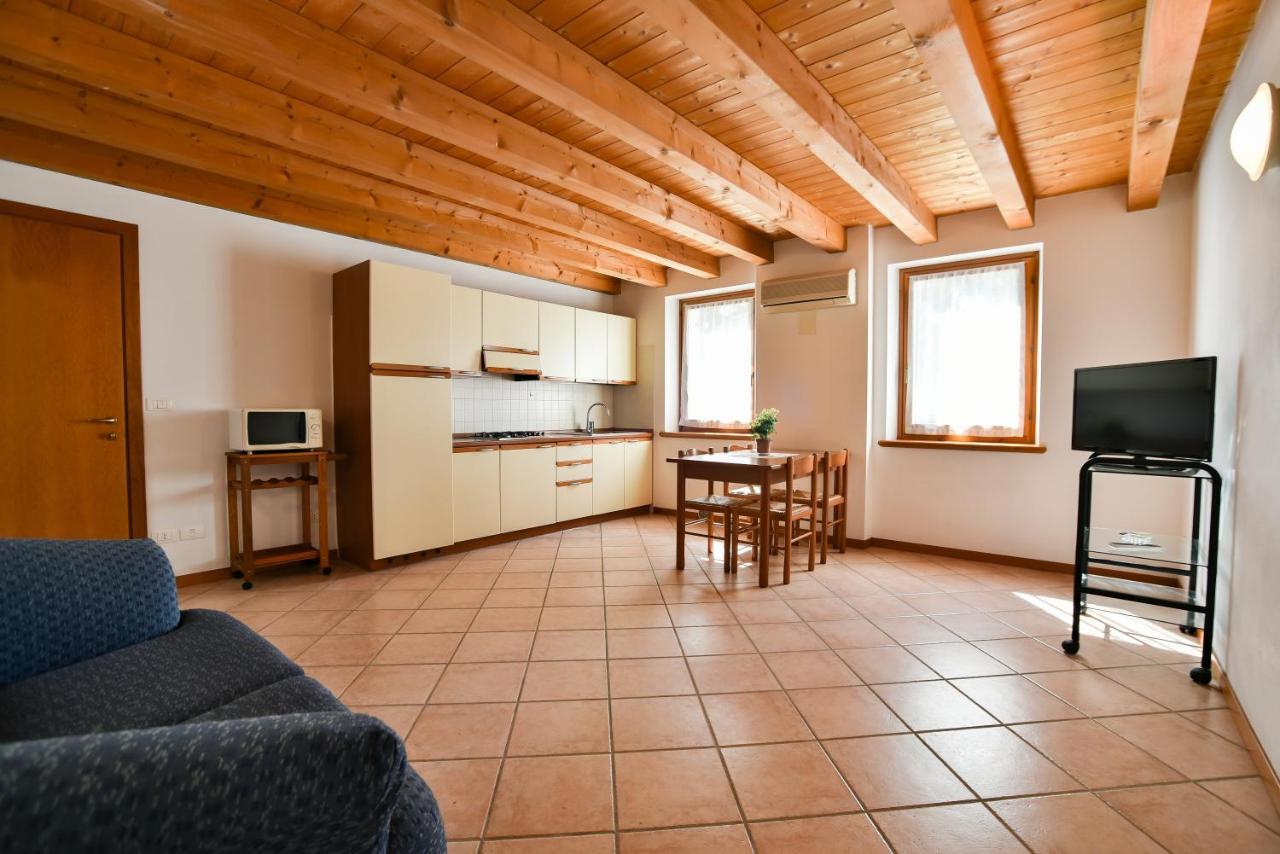 Agriturismo Colombare Teboi Lazise Buitenkant foto
