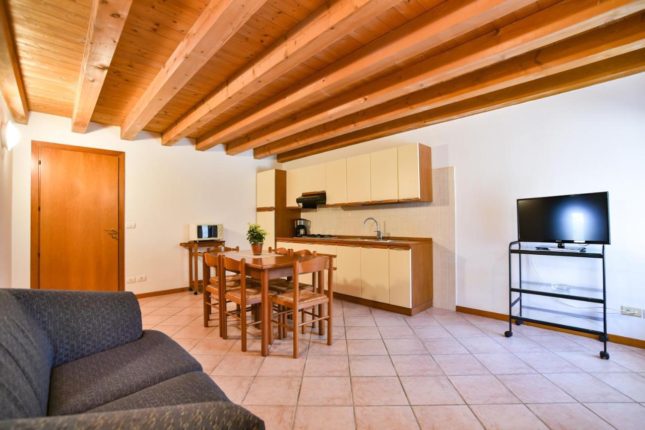 Agriturismo Colombare Teboi Lazise Buitenkant foto