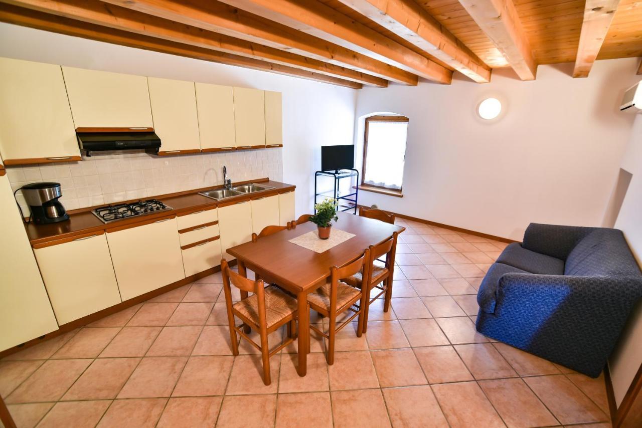 Agriturismo Colombare Teboi Lazise Buitenkant foto