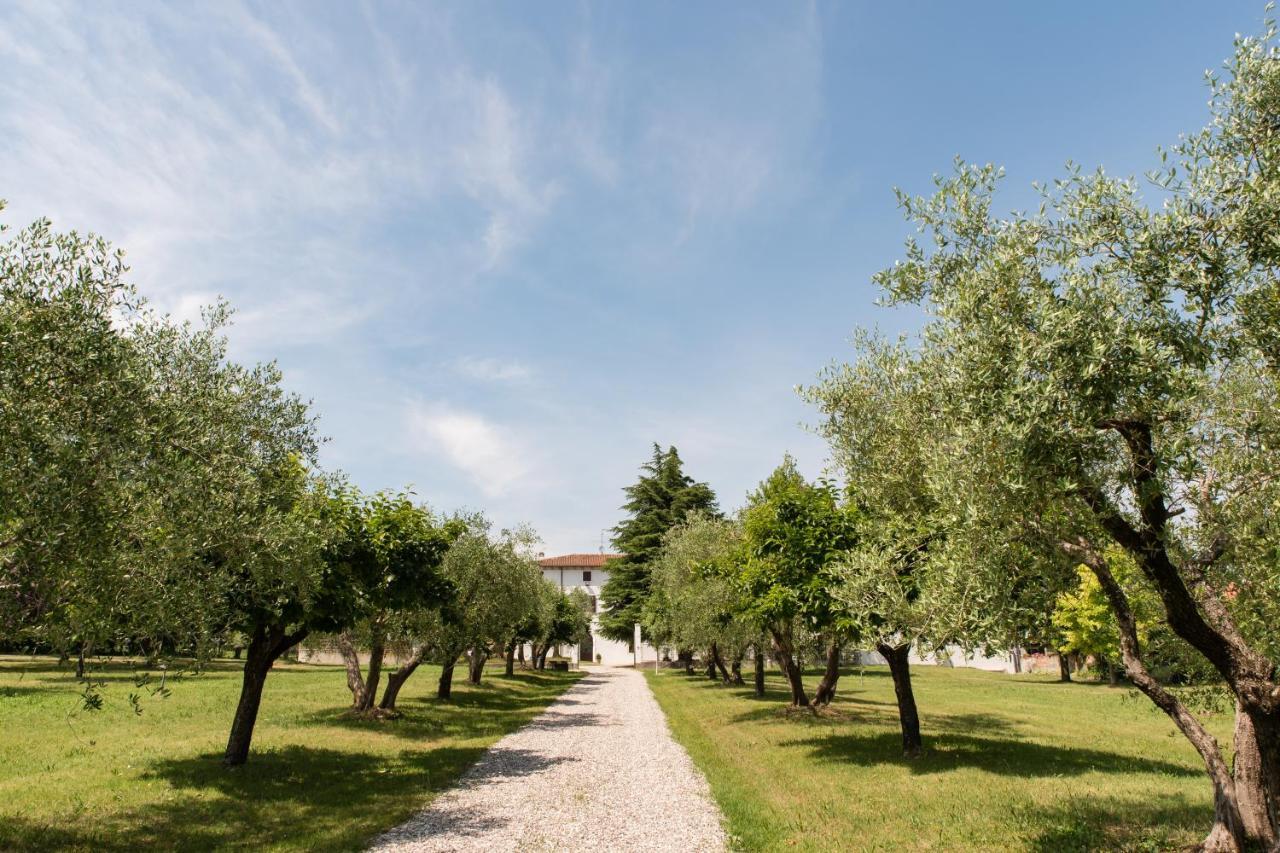 Agriturismo Colombare Teboi Lazise Buitenkant foto
